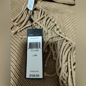 BCBG MAXAZRIA WOMENS PONCHO